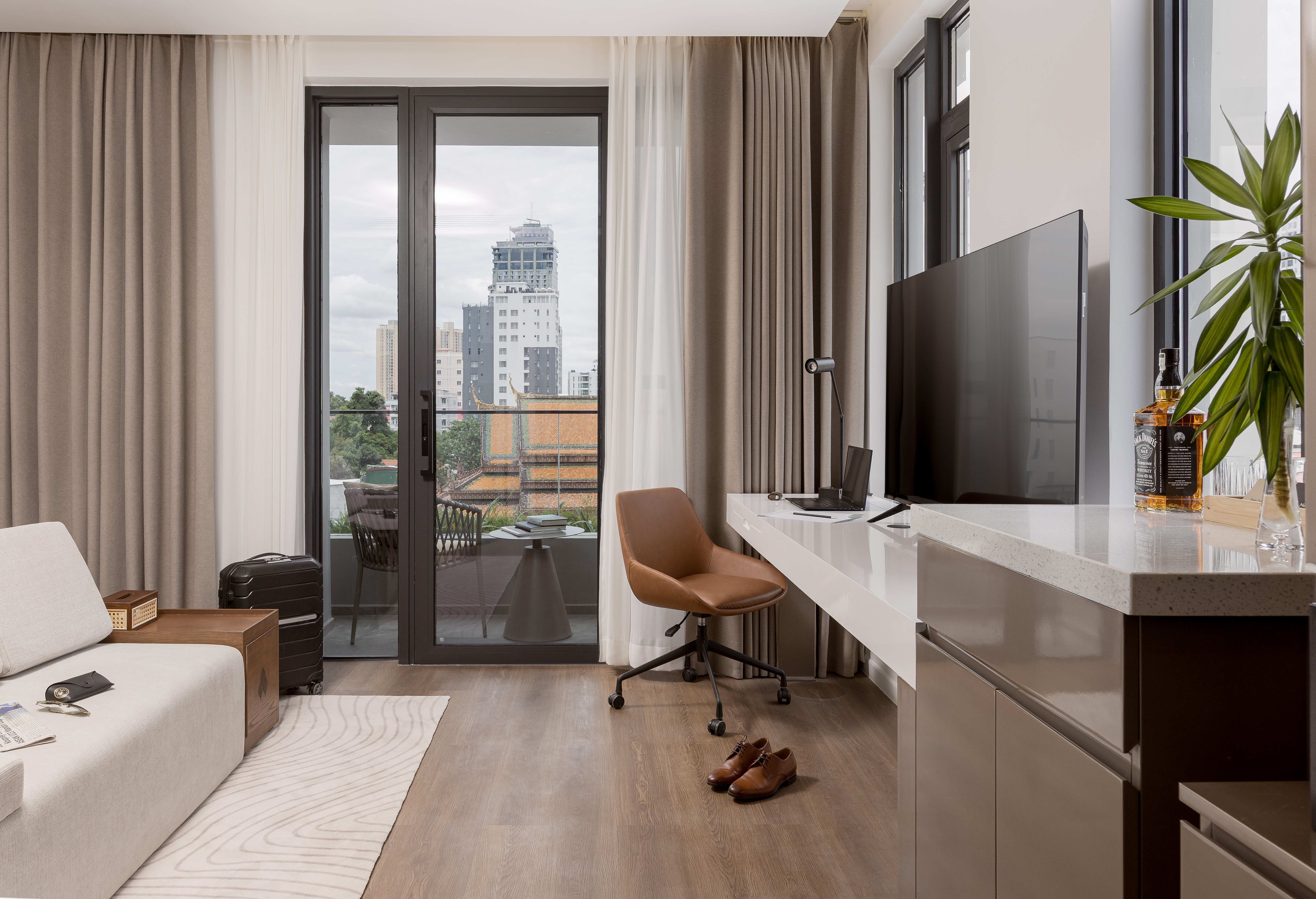 bassac living room